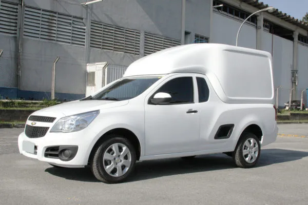 Capota de Fibra com Portas Traseiras Verticais – Chevrolet Montana